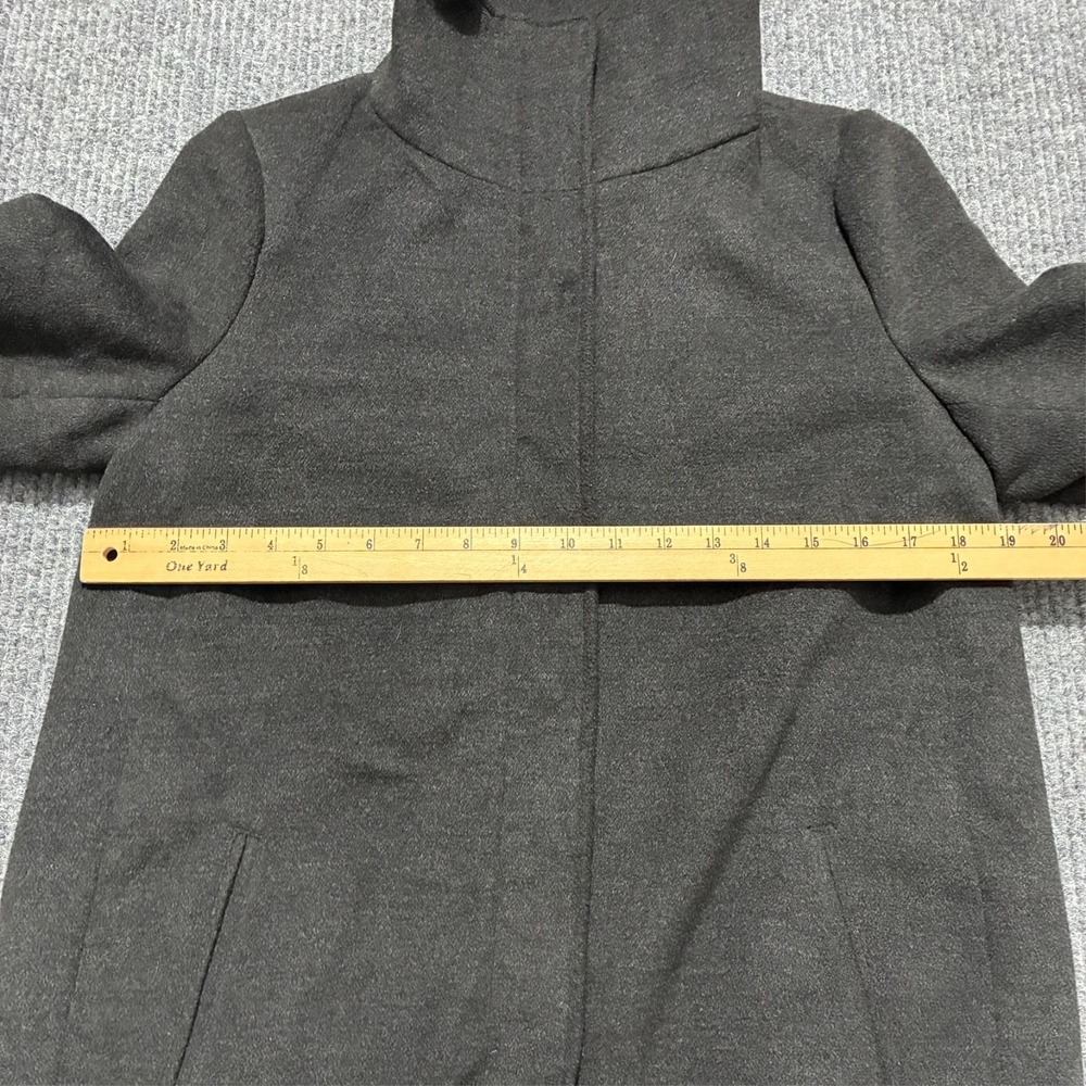 Forever 21 Womens Overcoat Size‎ Small Black Full Zip Snap Closure Funnel Neck - Picture 7 of 9